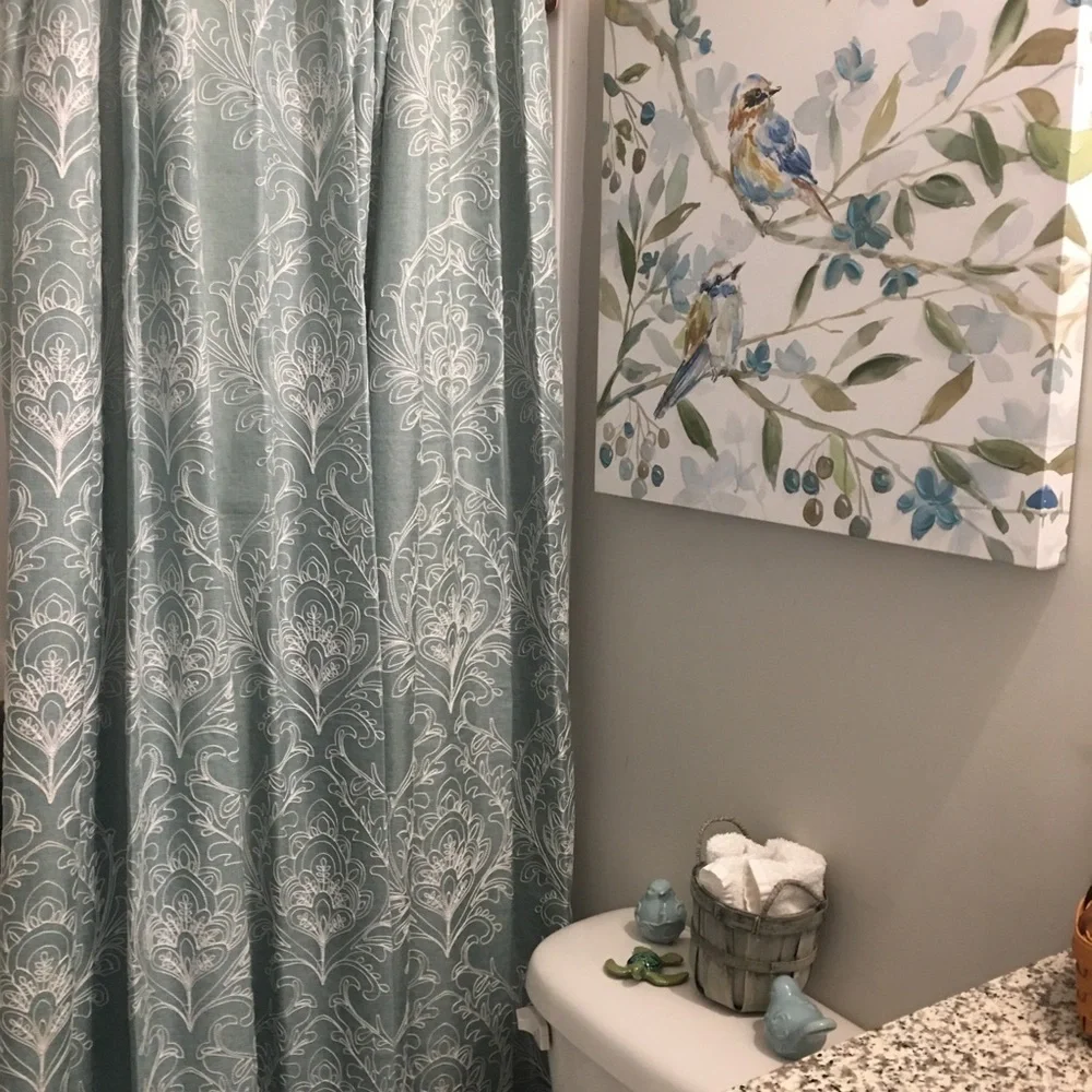 Shower curtain embroidery Green & white Room & Retreat NWOT